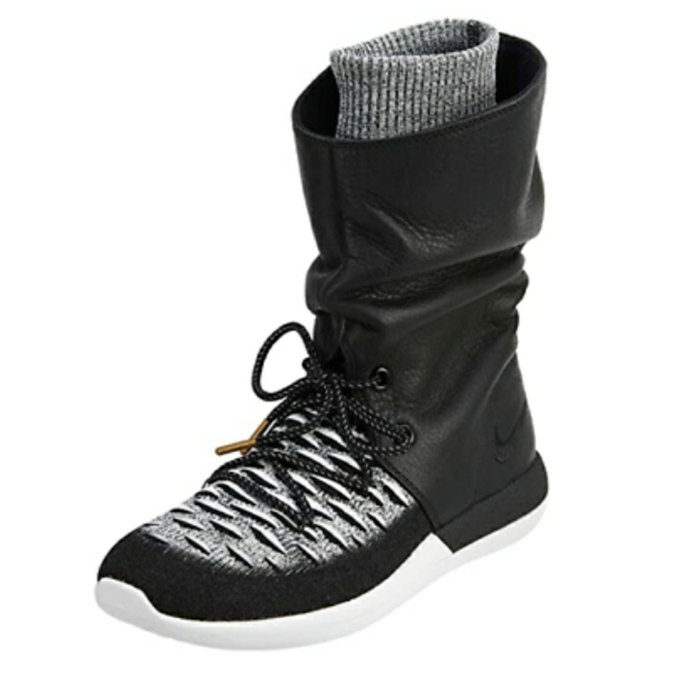 Nike women's roshe two hi flyknit casual boots bla